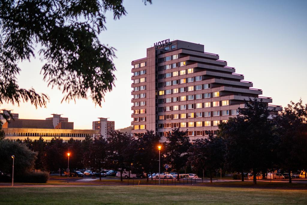 Hotel Cascade Most Exterior photo